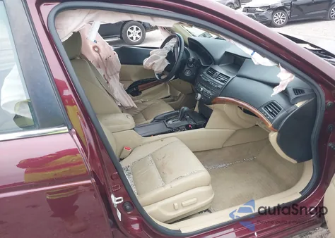 2011 Honda Accord 2.4 Ex-L z USA, uszkodzony, nr VIN 1HGCP2F8XBA009322